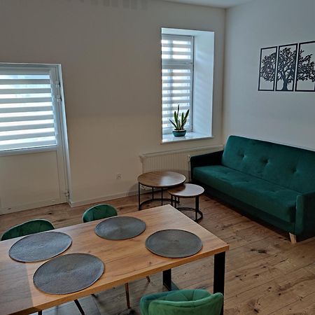 Apartament Joanna อุสทรอน ภายนอก รูปภาพ