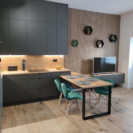 Apartament Joanna อุสทรอน ภายนอก รูปภาพ