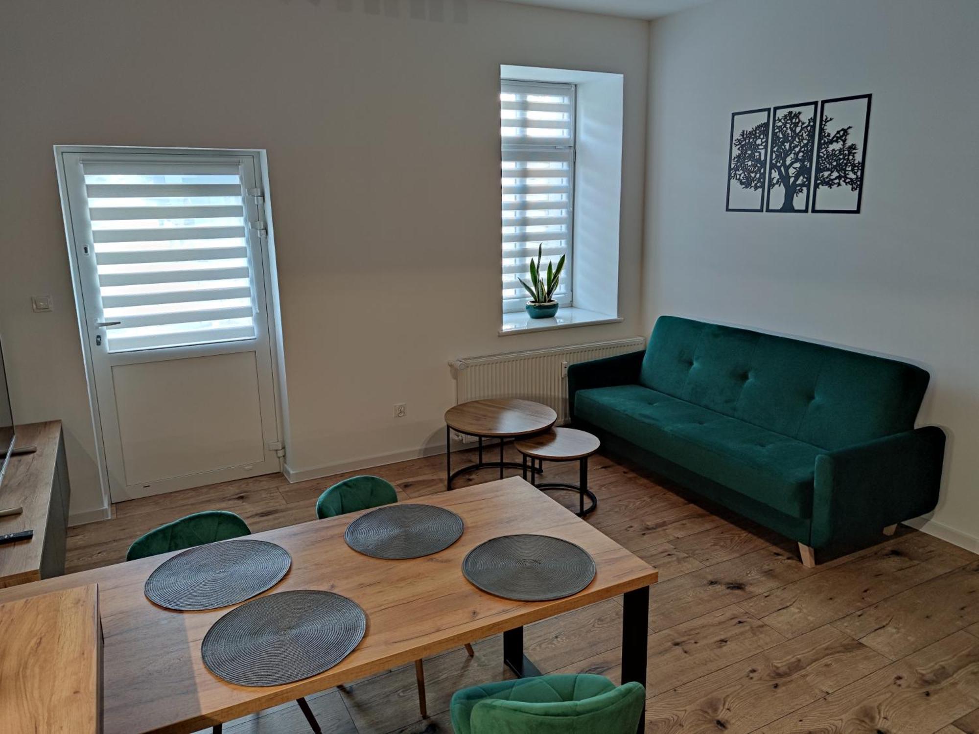 Apartament Joanna อุสทรอน ภายนอก รูปภาพ
